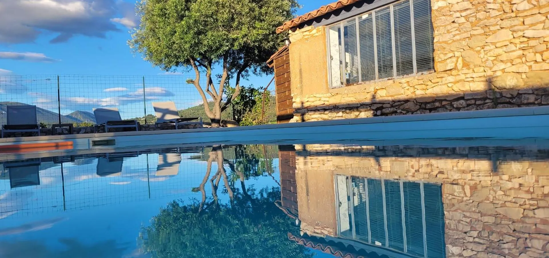 Holiday home Gite De Charme Avec Piscine Dans Le Luberon Au Domaine Artemiss Apt France